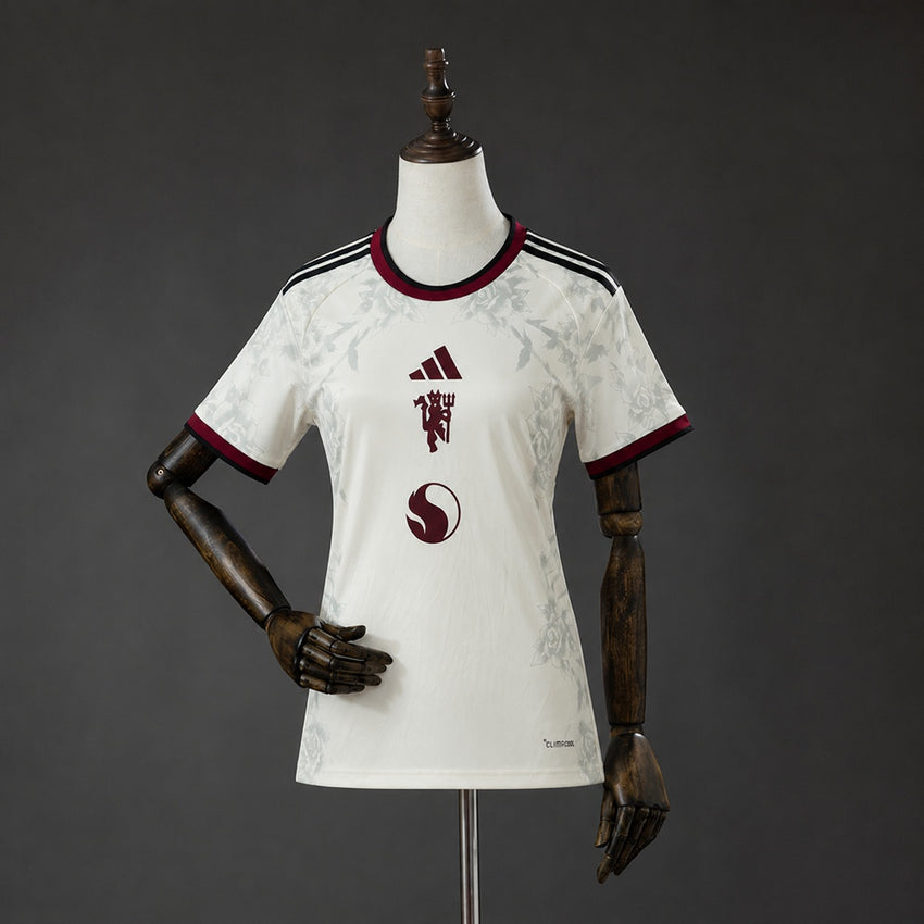Women’s shirts