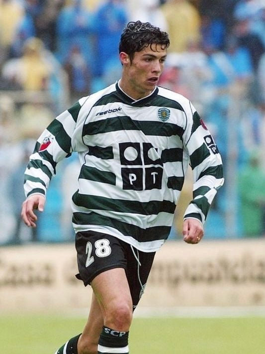 2003-04 Sporting Lisbon Home Jersey — CRISTIANO RONALDO #28