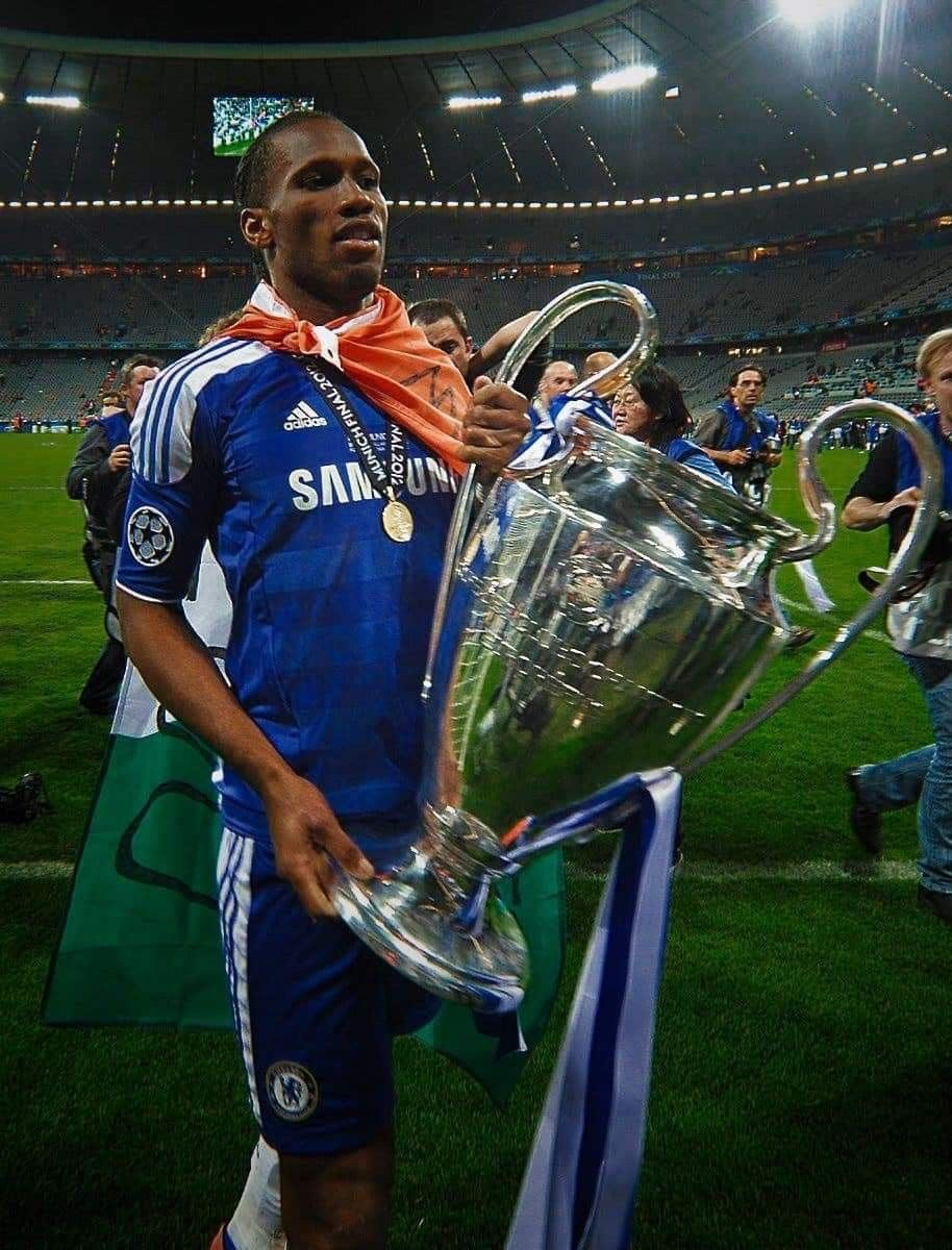 Chelsea 2012 UCL Final Edition (Long Sleeve) Home Shirt - DROGBA #11