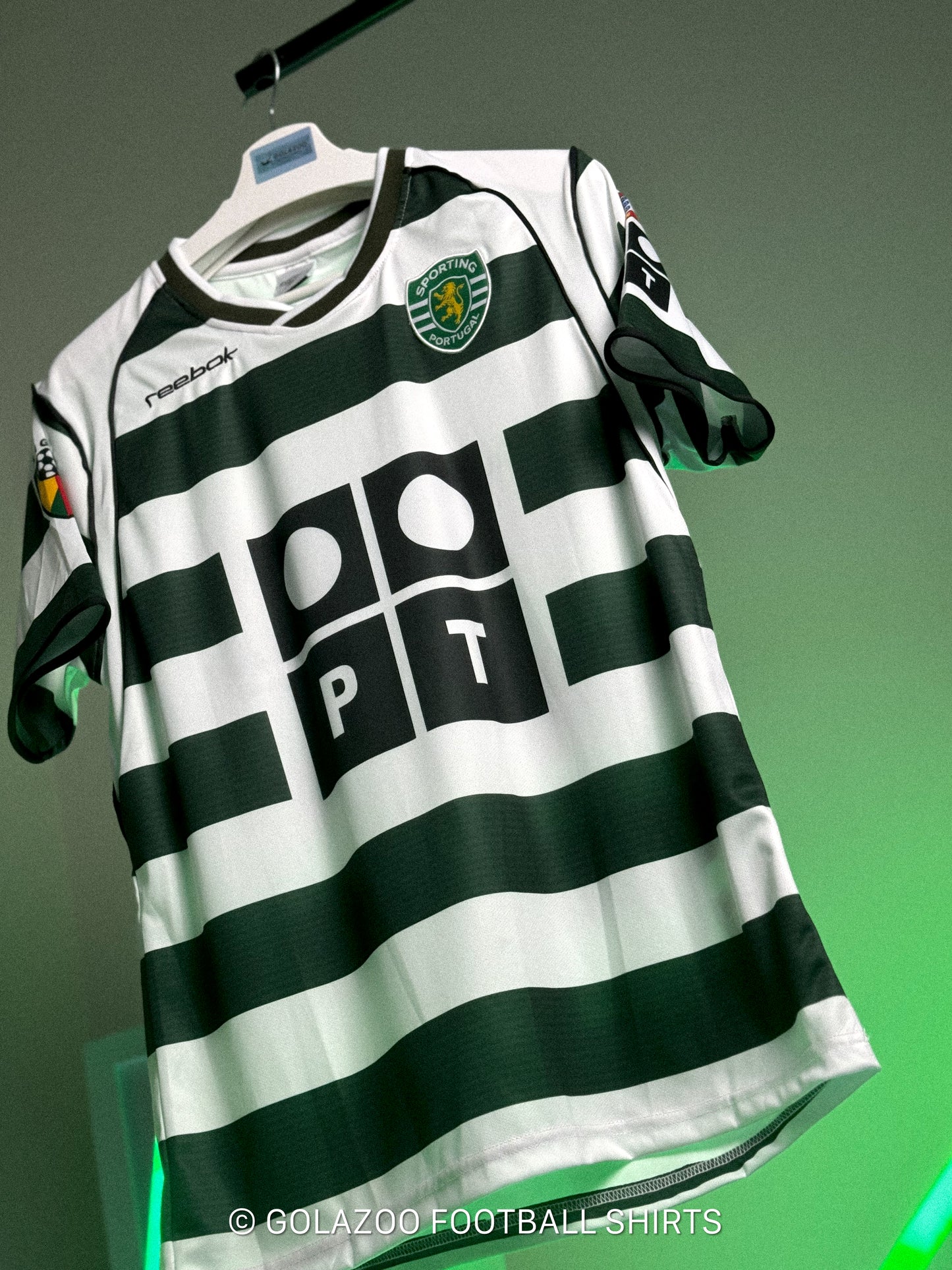 2003-04 Sporting Lisbon Home Jersey — CRISTIANO RONALDO #28