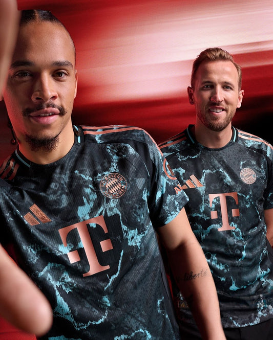 FC Bayern Münich 2024/25 Away Jersey