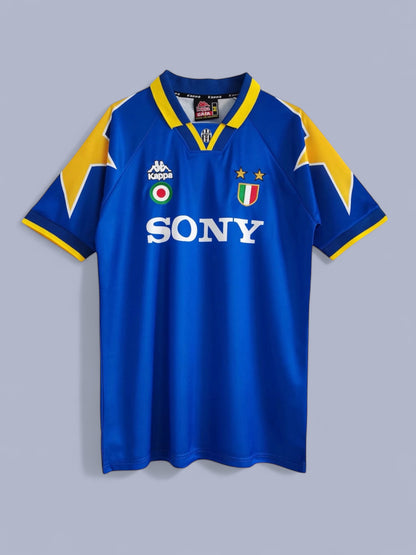 Juventus 1995/96 Away Jersey