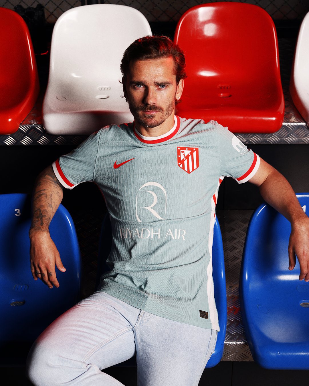 Atlético Madrid 2024/25 Away Jersey